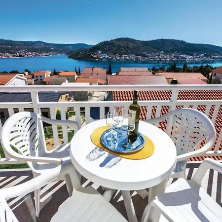 Apartments Leko Rogoznica * Rogoznica (Sibenik-Knin)