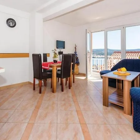 Apartment Apartments Leko Rogoznica